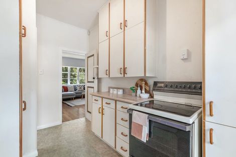 Photo of property in 27 Hayward Terrace, Waiwhetu, Lower Hutt, 5010