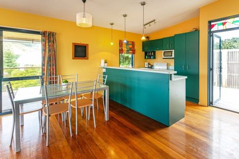 Photo of property in 12 Fishermans Bend, Whiritoa, Whangamata, 3691