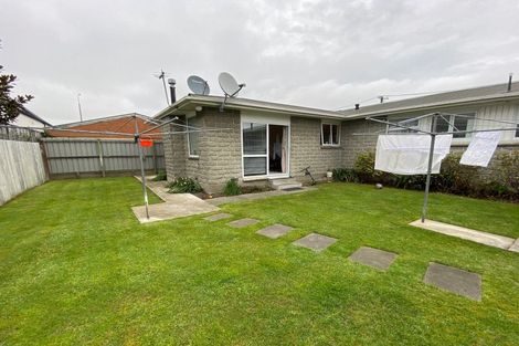 Photo of property in 2/8 Dover Street, St Albans, Christchurch, 8014