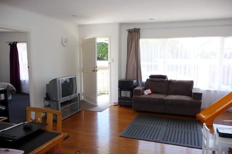 Photo of property in 2/238 Lake Road, Hauraki, Auckland, 0622