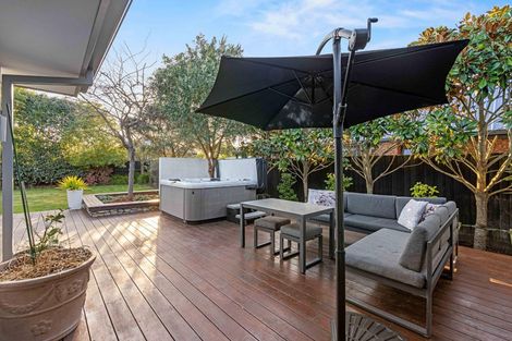 Photo of property in 32 Rue De La Mare, Parklands, Christchurch, 8083