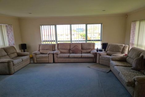 Photo of property in 24 Ayrshire Drive, Grandview Heights, Hamilton, 3200