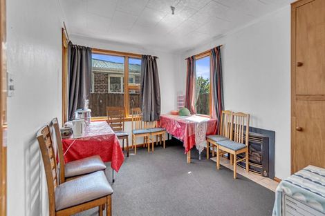 Photo of property in 4 Oakdale Street, Avonhead, Christchurch, 8042