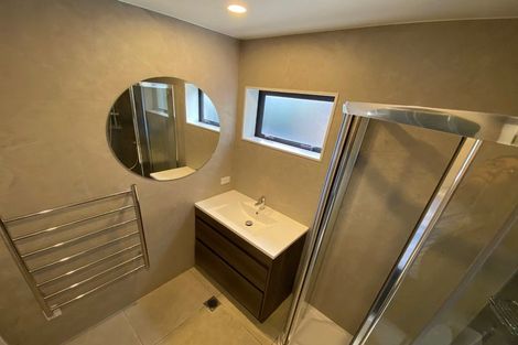 Photo of property in 1/7g Newelm Lane, Flat Bush, Auckland, 2019