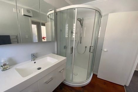 Photo of property in 20b Martin Road, Manurewa, Auckland, 2102