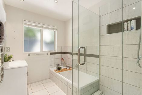 Photo of property in 317 Gardiners Road, Harewood, Christchurch, 8051