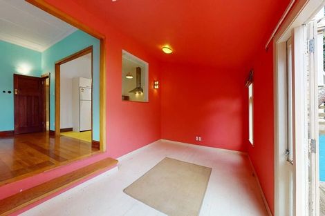 Photo of property in 140 Russell Terrace, Berhampore, Wellington, 6023