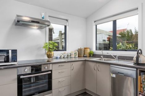 Photo of property in 82 Bay View Road, South Dunedin, Dunedin, 9012