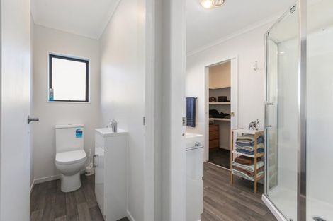 Photo of property in 19 Katerini Grove, Papamoa Beach, Papamoa, 3118