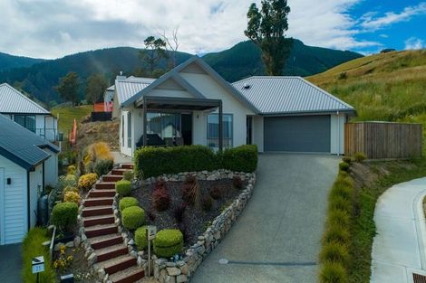 Photo of property in 25 Village Lane, Stoke, Nelson, 7011