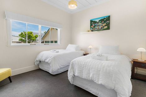 Photo of property in 98 Jellicoe Street, Martinborough, 5711