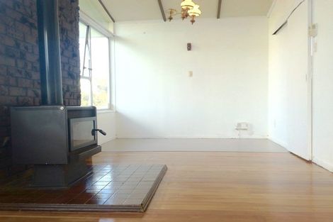 Photo of property in 115 Farquhar Road, Glendene, Auckland, 0602