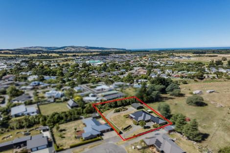 Photo of property in 11 Crawford Close, Amberley, 7410