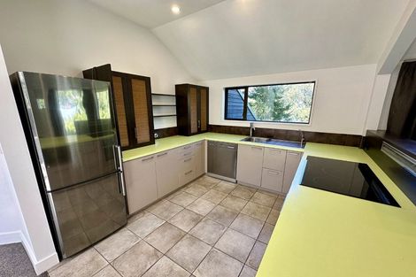 Photo of property in 252a Fernhill Road, Sunshine Bay, Queenstown, 9300