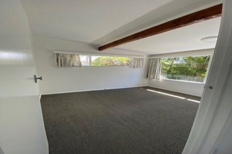 Photo of property in 1/32 Kowhai Road, Campbells Bay, Auckland, 0630