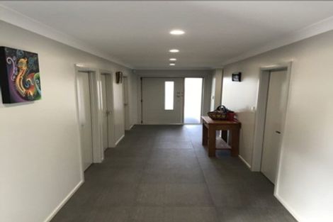 Photo of property in 37 Riverglade Parkway, Te Atatu South, Auckland, 0610