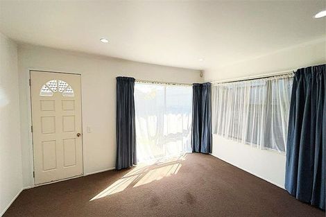Photo of property in 2a Beatty Avenue, Manurewa, Auckland, 2102