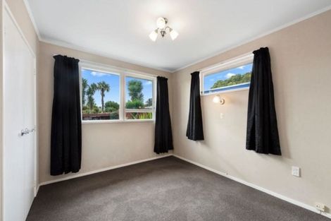 Photo of property in 11 Hall Road, Matua, Tauranga, 3110