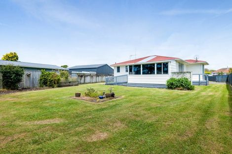 Photo of property in 80 Parris Street, Waitara, 4320