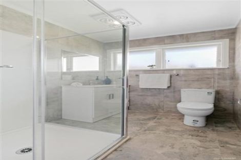 Photo of property in 3/29 Titirangi Road, New Lynn, Auckland, 0600