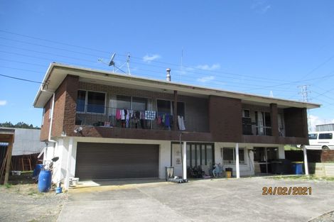 Photo of property in 236 Triangle Road, Massey, Auckland, 0614