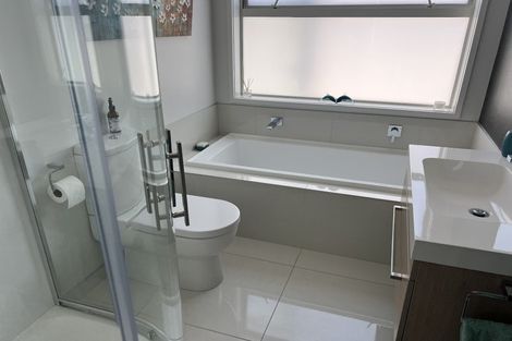 Photo of property in 23 Saint Pauls Drive, Brookfield, Tauranga, 3110