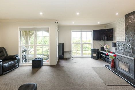 Photo of property in 77 Grove Road, Ashhurst, Palmerston North, 4470
