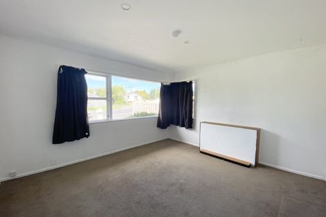 Photo of property in 108 Tirimoana Road, Te Atatu South, Auckland, 0602