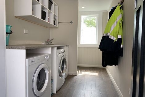 Photo of property in 2 Armstrong Street, Balclutha, 9230