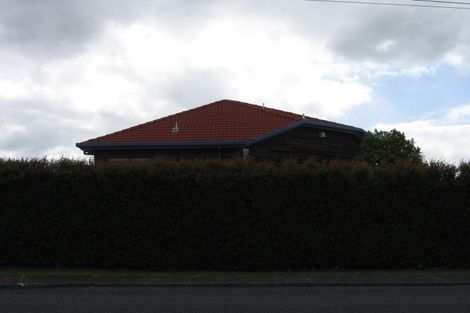 Photo of property in 4/4 Commodore Parry Road, Castor Bay, Auckland, 0620