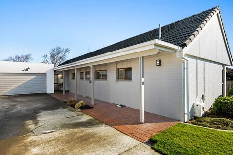 Photo of property in 15 Quin Crescent, Hawera, 4610