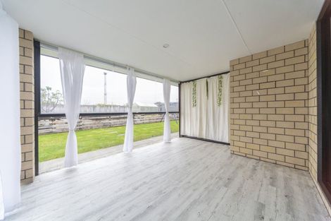 Photo of property in 67 Balrickard Way, Milson, Palmerston North, 4414