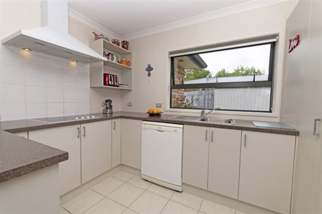 Photo of property in 56a Buscomb Avenue, Henderson, Auckland, 0610