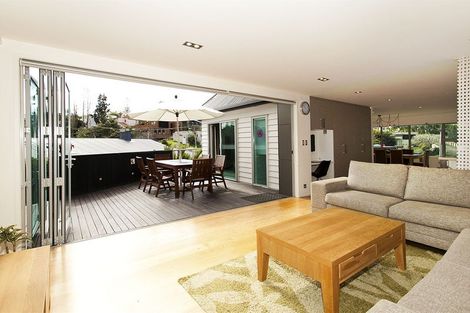 Photo of property in 78 Beach Road, Castor Bay, Auckland, 0620