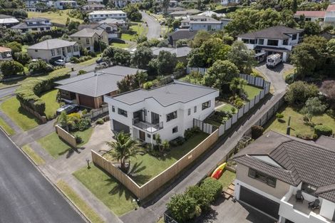 Photo of property in 3 Ambassador Glade, Orewa, 0931