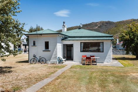 Photo of property in 22 Sunderland Street, Clyde, 9330