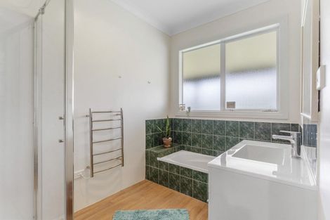 Photo of property in 72 Toi Street, Otaki Beach, Otaki, 5512