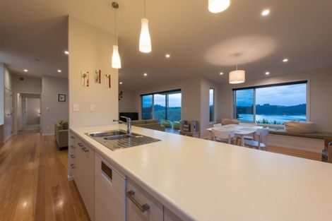 Photo of property in 37 Te Akau Drive, Russell, 0272