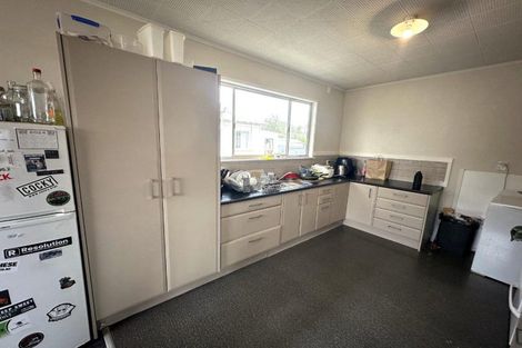 Photo of property in 8 Marne Street, Hokowhitu, Palmerston North, 4410