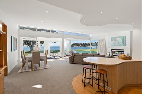 Photo of property in 7 Claude Road, Stanmore Bay, Whangaparaoa, 0932