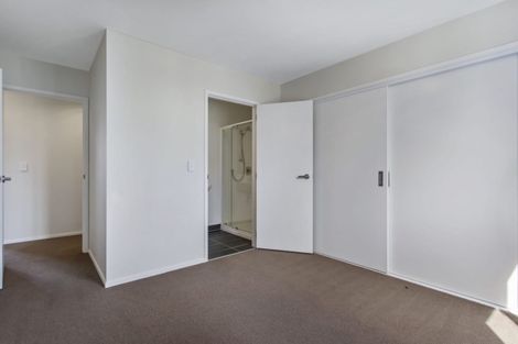 Photo of property in 87 Grove Road, Papakura, 2110