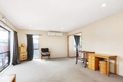 Photo of property in 2 Giles Place, Shirley, Christchurch, 8061