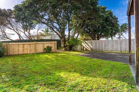 Photo of property in 17 Moki Place, Ruakaka, 0116