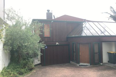 Photo of property in 106a Stanley Point Road, Stanley Point, Auckland, 0624