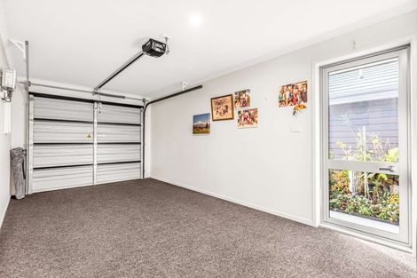 Photo of property in 5 Lance Way, Papamoa, 3118