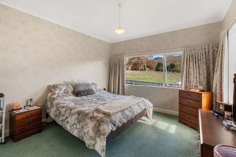 Photo of property in 608 Ongo Road, Hunterville, 4782