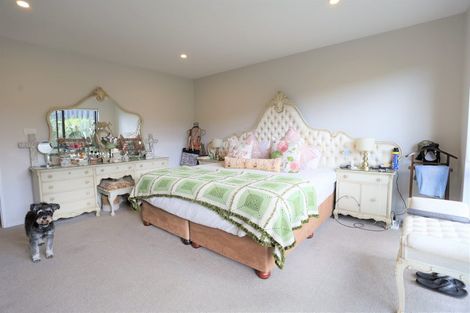 Photo of property in 13 Ahorangi Road, Silverdale, 0932