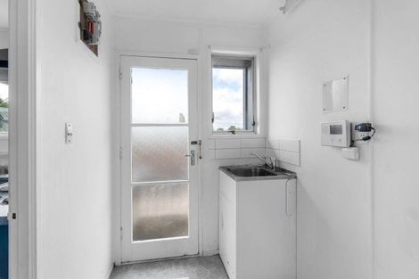 Photo of property in 49 Hyperion Drive, Randwick Park, Auckland, 2105