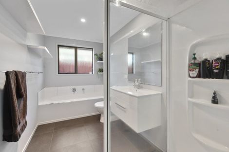 Photo of property in 9 Dreaver Drive, Waitara, 4320