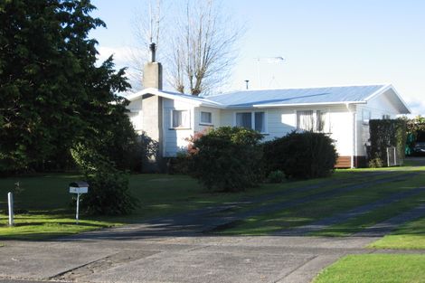 Photo of property in 15 Aotea Crescent, Tokoroa, 3420